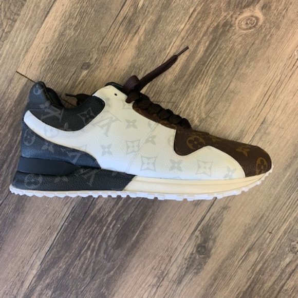 Like New with Box and Dust bag Louis Vuitton "Run Away" Sneakers - Picture 3 of 12